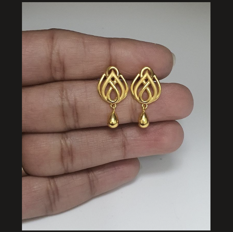 Earring with drops
